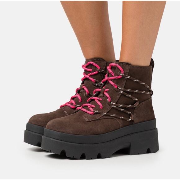 NEW UGG Brisbane Lace-up Suede Boots Women's 10 Platform Chocolate Brown Hikingg - Picture 1 of 10